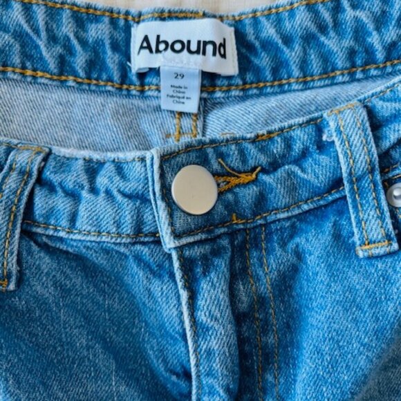 ABOUND 90s style Wide Leg High Rise Distressed Denim Jean -Medium Wash size 29 - Picture 5 of 8